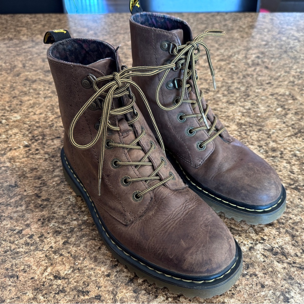 Dr Marten Luana boot